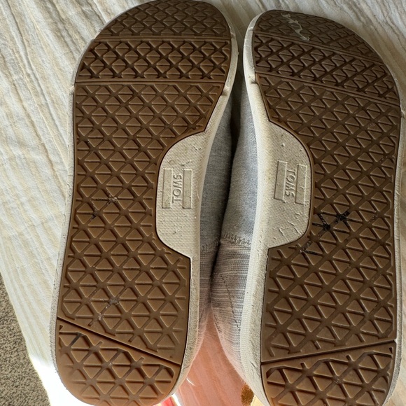 TOMS Sneakers Women’s Size 10 - Picture 3 of 7